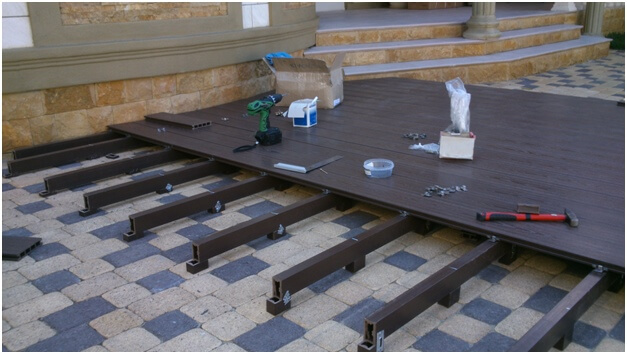 Монтаж террасной доски из ДПК