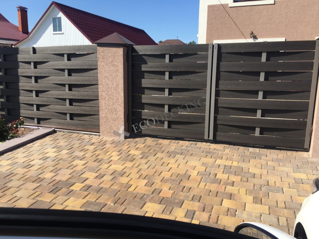 забор в шахматном порядке.jpg